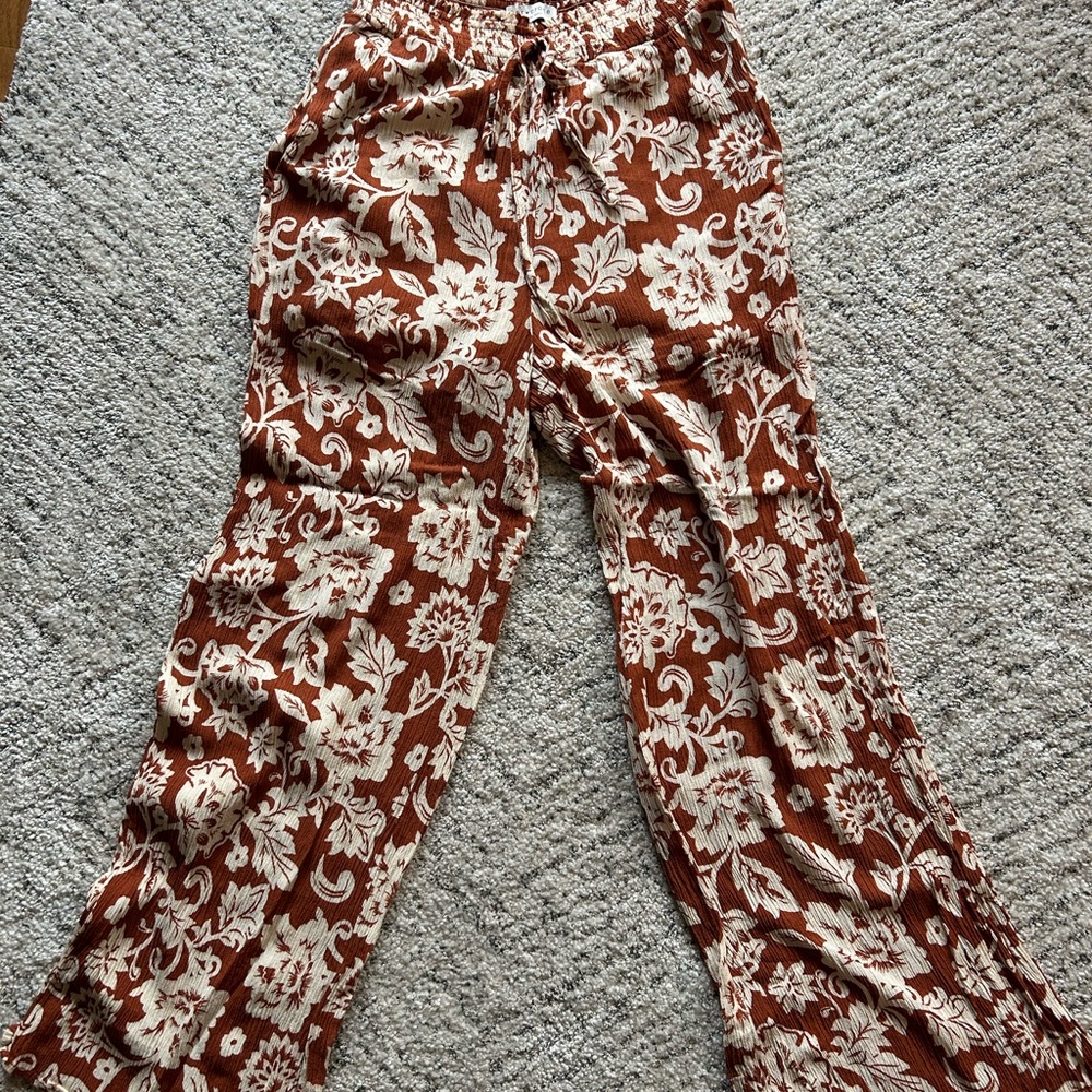 Paper Crane Rust and Cream Drawstring Floral Pants